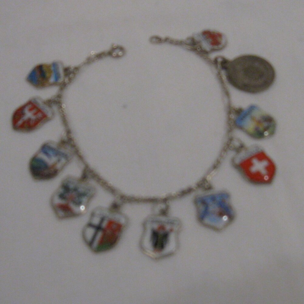 Vintage Silver Charm Bracelet Italy Switzerland Germany Travel Charms 7"